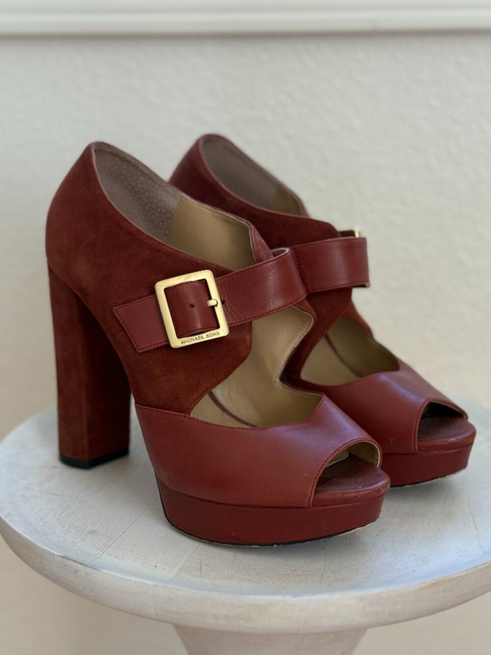 Michael Kors Suede and Leather Platform Sandals Size 7